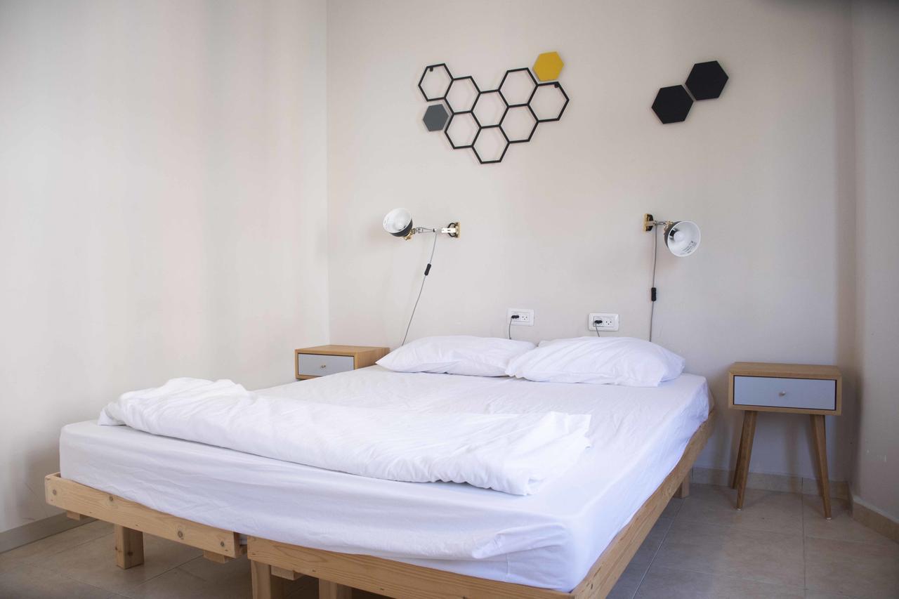Ourplace Apartments Tel Aviv Buitenkant foto
