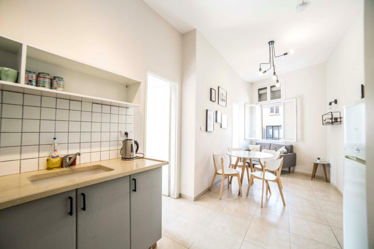 Ourplace Apartments Tel Aviv Buitenkant foto